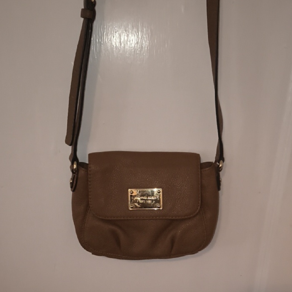 Michael Kors | Tan Crossbody Bag with Gold Accents